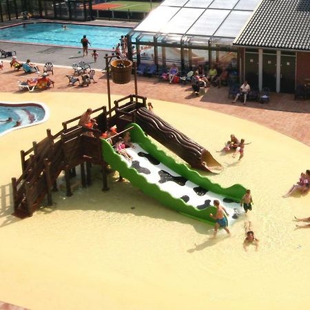 Lodge 4 Personen Camping De Molenhof Reutum Dış mekan fotoğraf