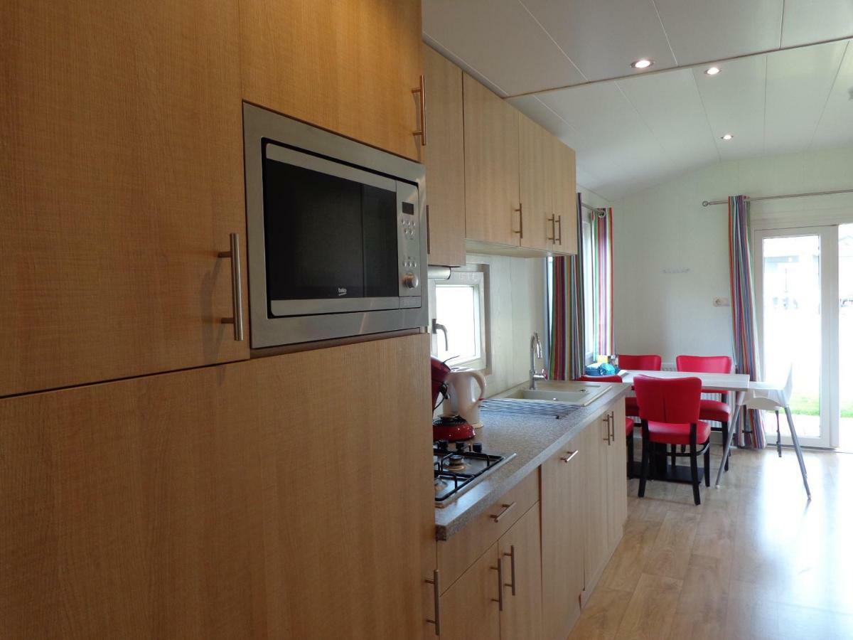 Lodge 4 Personen Camping De Molenhof Reutum Dış mekan fotoğraf