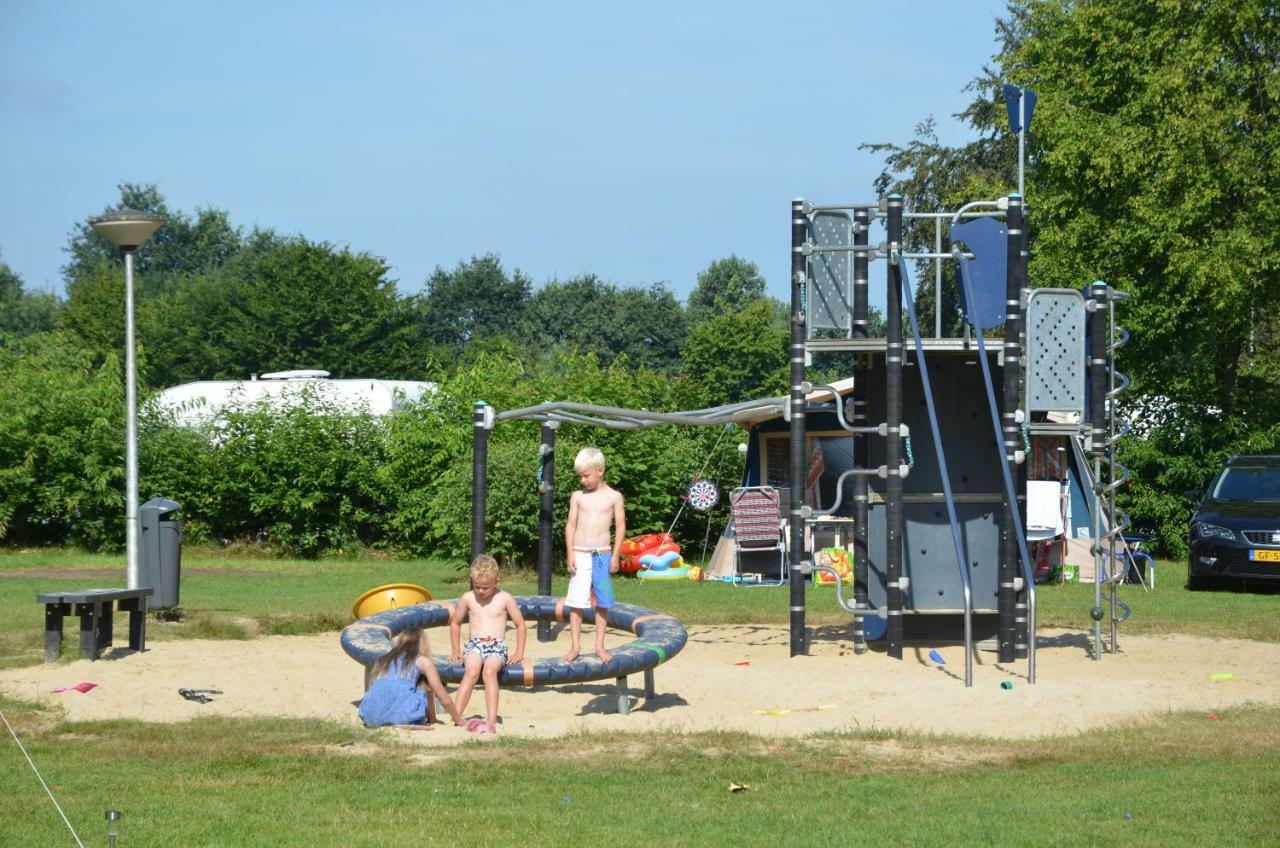 Lodge 4 Personen Camping De Molenhof Reutum Dış mekan fotoğraf